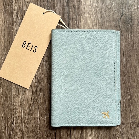 New!Beis Light Blue Travel Passport holder - Picture 1 of 3